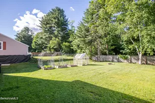 38 Velma Ave, Pittsfield, MA 01201 - Photo 26