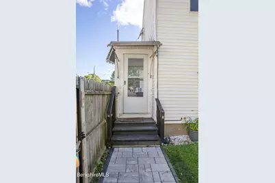 38 Velma Ave, Pittsfield, MA 01201 - Photo 28