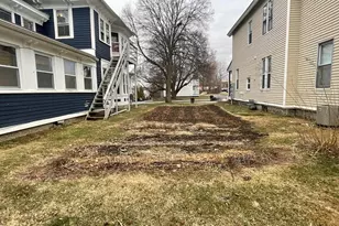 29 Linden St, Pittsfield, MA 01201 - Photo 4