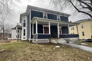 29 Linden St, Pittsfield, MA 01201 - Photo 1