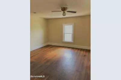 29 Linden St, Pittsfield, MA 01201 - Photo 26