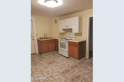 29 Linden St, Pittsfield, MA 01201 - Photo 14