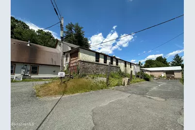 20 Maple Ave, Great Barrington, MA 01230 - Photo 8