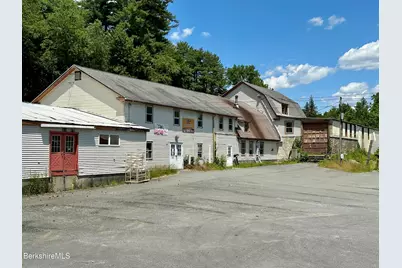 20 Maple Ave, Great Barrington, MA 01230 - Photo 6