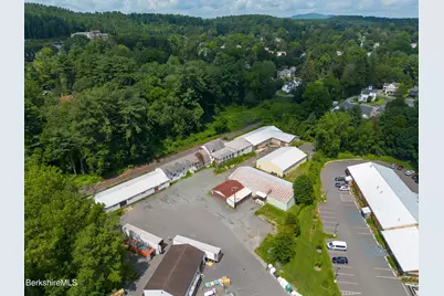 20 Maple Ave, Great Barrington, MA 01230 - Photo 18