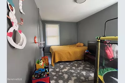 51 Orchard St, Pittsfield, MA 01201 - Photo 18