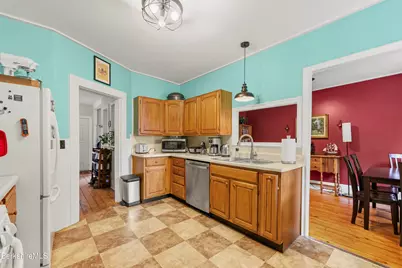 35 Summer St, Adams, MA 01220 - Photo 14
