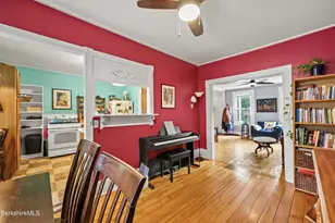 35 Summer St, Adams, MA 01220 - Photo 10