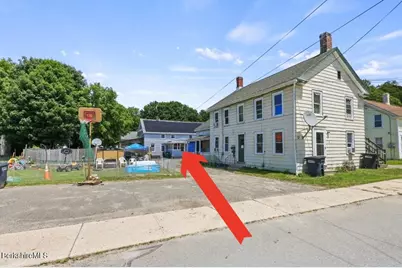 8 Glenn St, Adams, MA 01220 - Photo 2