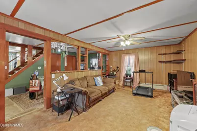 8 Glenn St, Adams, MA 01220 - Photo 8