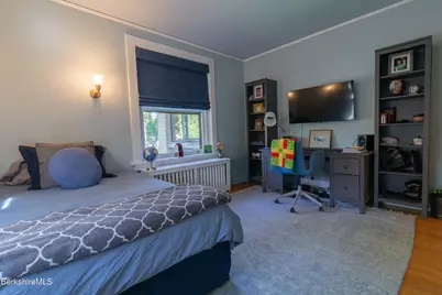 19 Cliffwood St, Lenox, MA 01240 - Photo 58