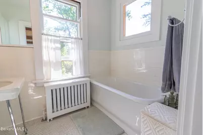 19 Cliffwood St, Lenox, MA 01240 - Photo 50