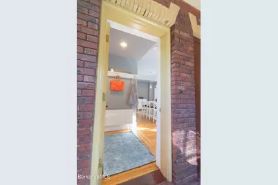 19 Cliffwood St, Lenox, MA 01240 - Photo 32