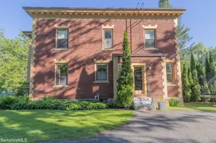 19 Cliffwood St, Lenox, MA 01240 - Photo 6