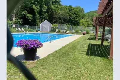 880 East #10 C, Lee, MA 01238 - Photo 6