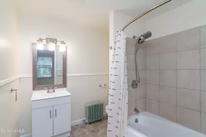 73 Westchester Ave, Pittsfield, MA 01201 - Photo 16