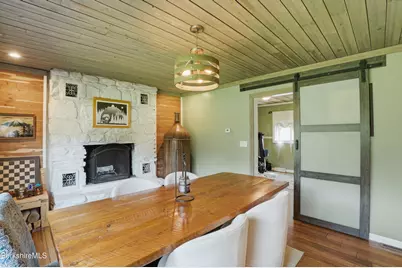 491 Main Rd, Savoy, MA 01256 - Photo 12