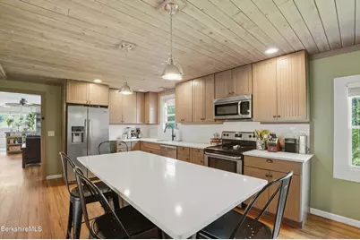 491 Main Rd, Savoy, MA 01256 - Photo 8