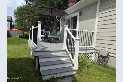 33 Reuter Ave, Pittsfield, MA 01201 - Photo 26