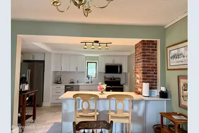 33 Reuter Ave, Pittsfield, MA 01201 - Photo 10