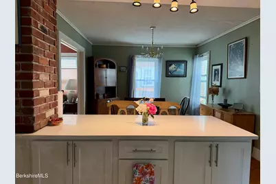 33 Reuter Ave, Pittsfield, MA 01201 - Photo 12