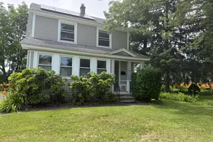 33 Reuter Ave, Pittsfield, MA 01201 - Photo 2