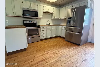 55 Crystal St #7, Lenox, MA 01240 - Photo 2