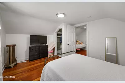 44 Pecks Rd, Pittsfield, MA 01201 - Photo 20