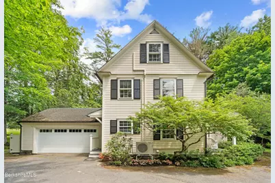90 Hawthorne St, Lenox, MA 01240 - Photo 2