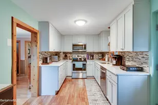 303 Onota St, Pittsfield, MA 01201 - Photo 2