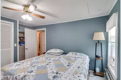 303 Onota St, Pittsfield, MA 01201 - Photo 18