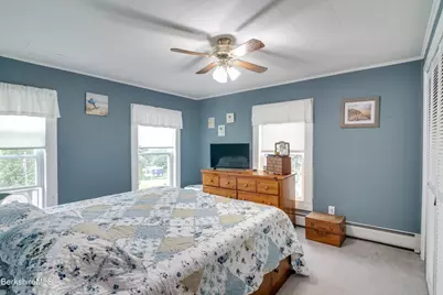 303 Onota St, Pittsfield, MA 01201 - Photo 14