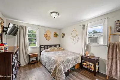 135 Tamarack Ave, Lee, MA 01238 - Photo 12