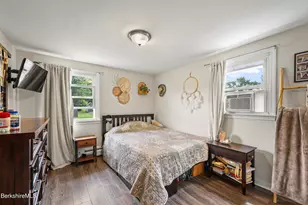 135 Tamarack Ave, Lee, MA 01238 - Photo 12