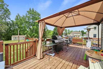 135 Tamarack Ave, Lee, MA 01238 - Photo 24