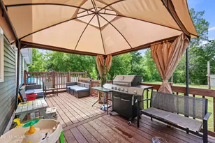 135 Tamarack Ave, Lee, MA 01238 - Photo 22