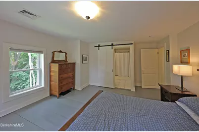 133 Holmes Rd, Pittsfield, MA 01201 - Photo 34