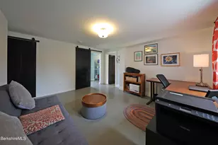 133 Holmes Rd, Pittsfield, MA 01201 - Photo 30