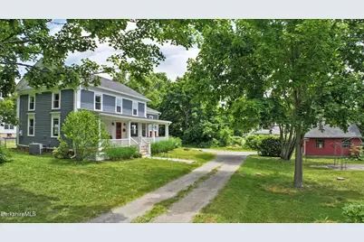 133 Holmes Rd, Pittsfield, MA 01201 - Photo 2