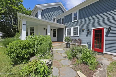 133 Holmes Rd, Pittsfield, MA 01201 - Photo 4