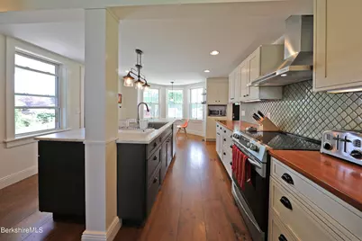 133 Holmes Rd, Pittsfield, MA 01201 - Photo 14