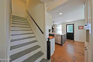 133 Holmes Rd, Pittsfield, MA 01201 - Photo 32
