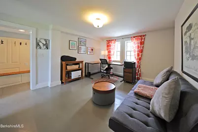 133 Holmes Rd, Pittsfield, MA 01201 - Photo 28