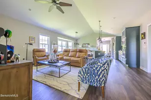 4 Fawn Ln, Pittsfield, MA 01201 - Photo 16