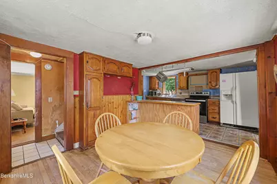 174 Wells Rd, Cheshire, MA 01225 - Photo 8