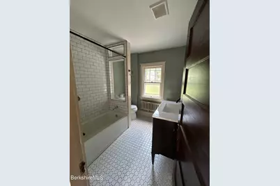 40 Edward Ave, Pittsfield, MA 01201 - Photo 14
