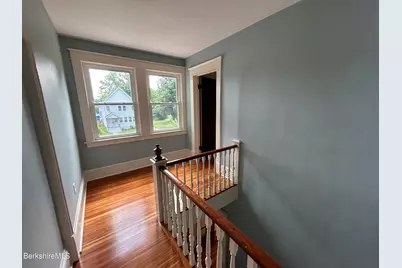 40 Edward Ave, Pittsfield, MA 01201 - Photo 8