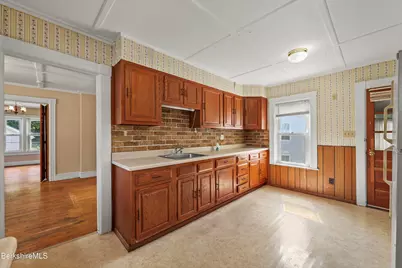 57 North St, North Adams, MA 01247 - Photo 34
