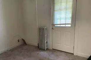 24 Richmond Ave, Pittsfield, MA 01201 - Photo 12