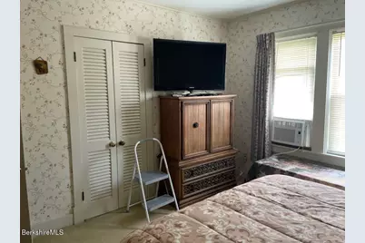 24 Richmond Ave, Pittsfield, MA 01201 - Photo 34